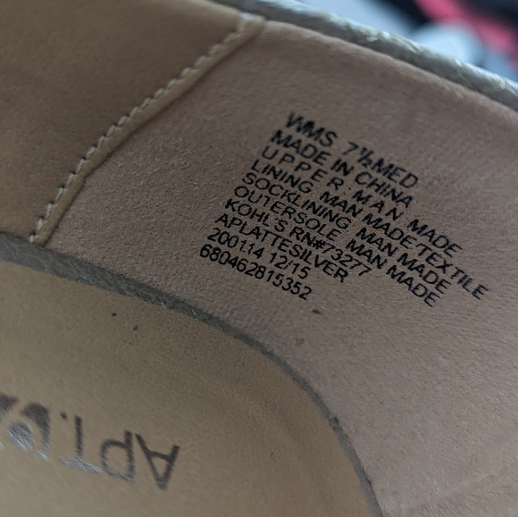 Apt 9 bambra skimmer snakeskin pewter flats size 7.5 - Picture 4 of 6